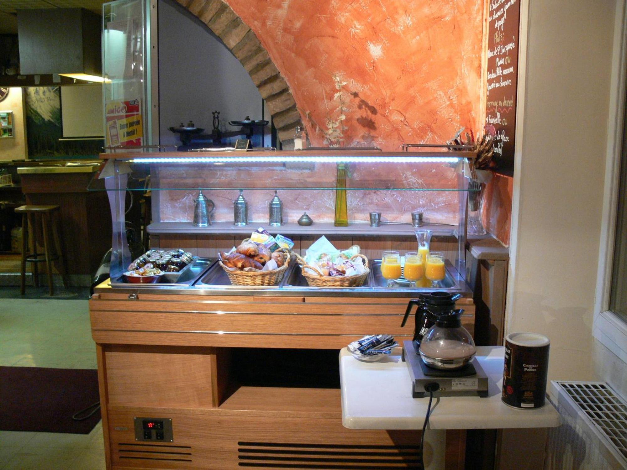 Hotel Le Saint Julien Екстериор снимка